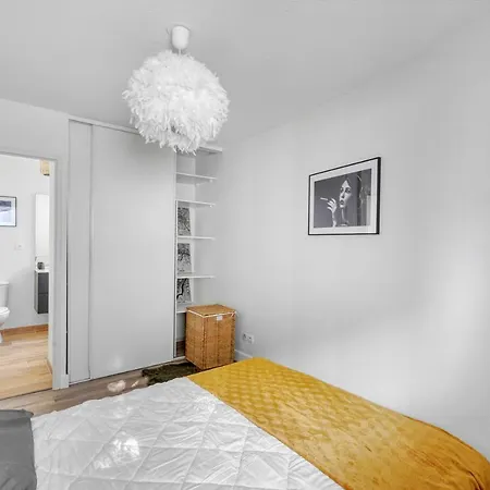 Апартаменты Appartement T2 De 32M Cite De L'Espace